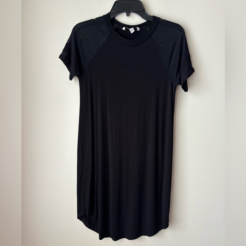 American Eagle Outfitters Black Short Sleeve Dress w/Mesh Sleeves Medium